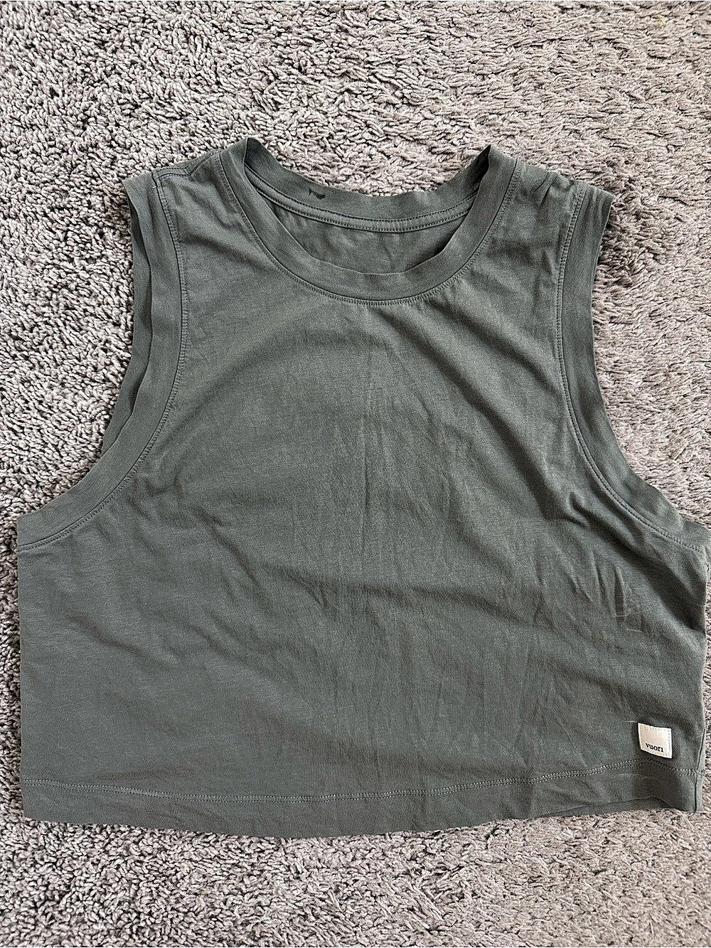 Vuori Daily Crop Tank Green